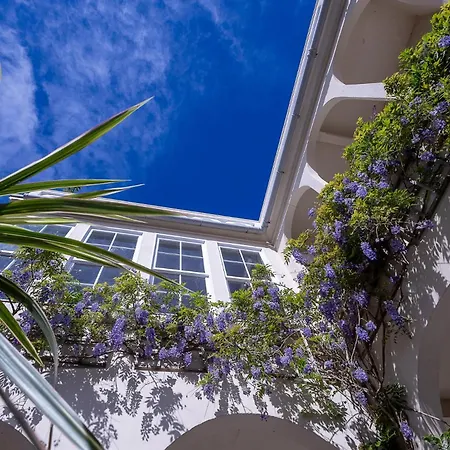 Guestready - Doctor House 4*