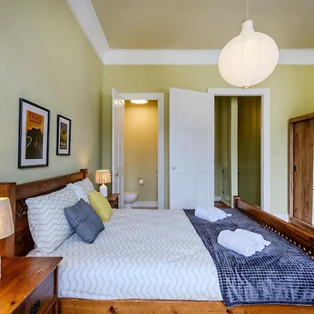 Guestready - Doctor House 4*